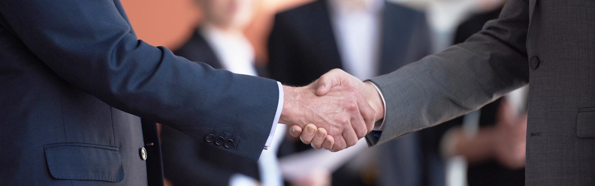 Lépjen kapcsolatba velünk