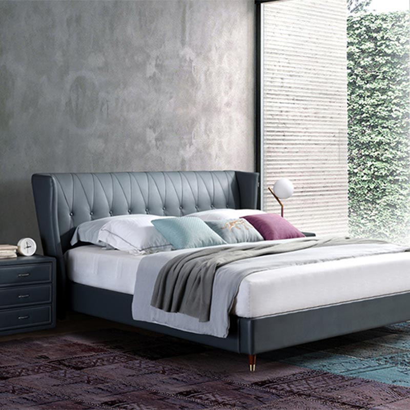 Teljesen bőr borítású tömörfa ágy